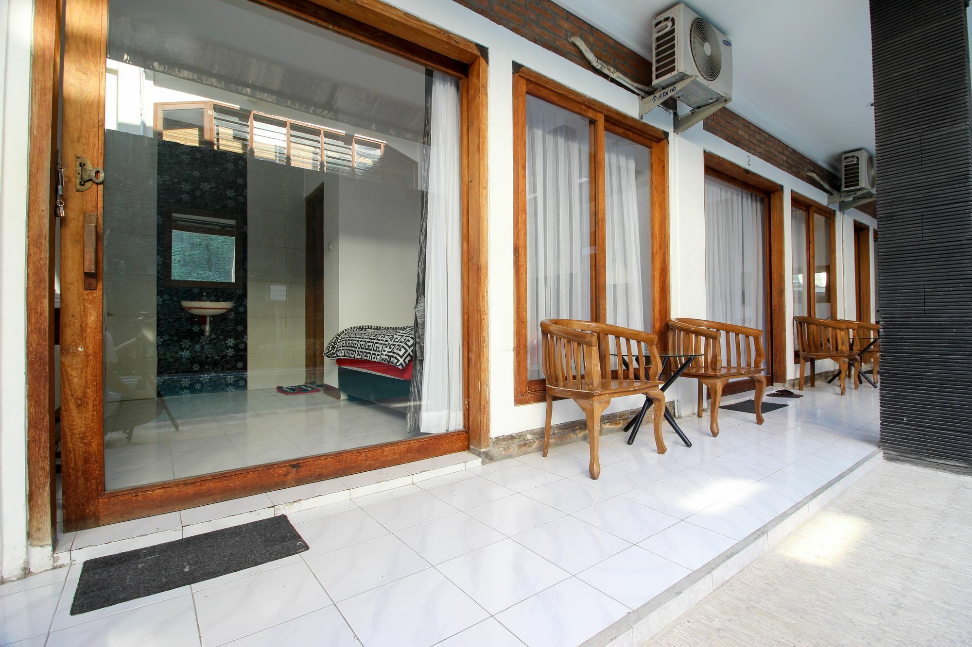 Reddoorz Plus @ Prawirotaman 3 Yogyakarta Eksteriør bilde